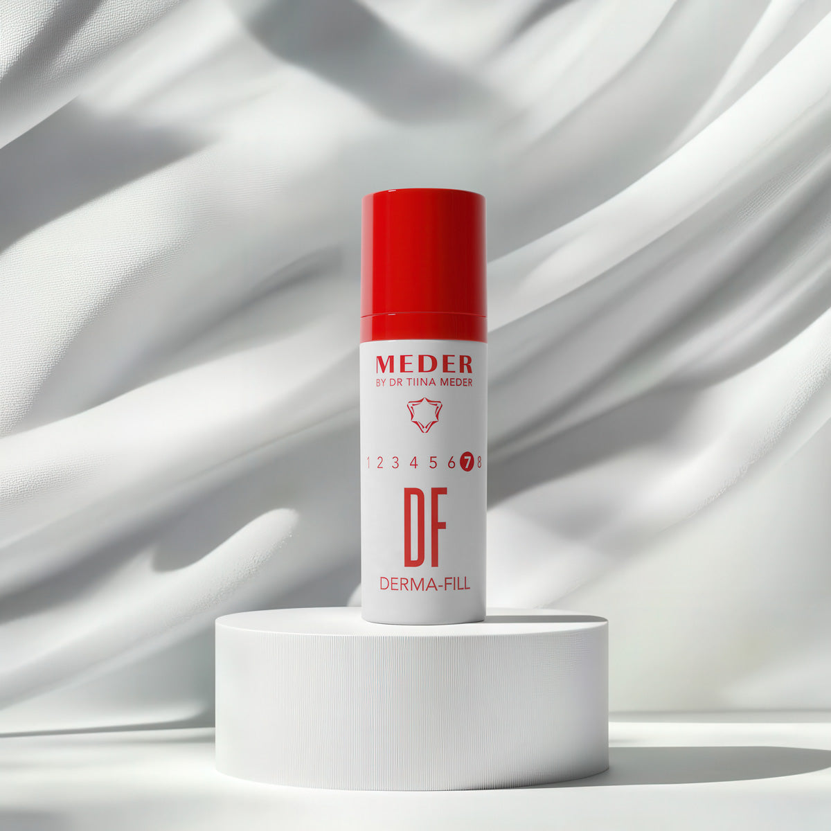 MEDER Derma-Fill Cream, close-up of the airless pump packaging