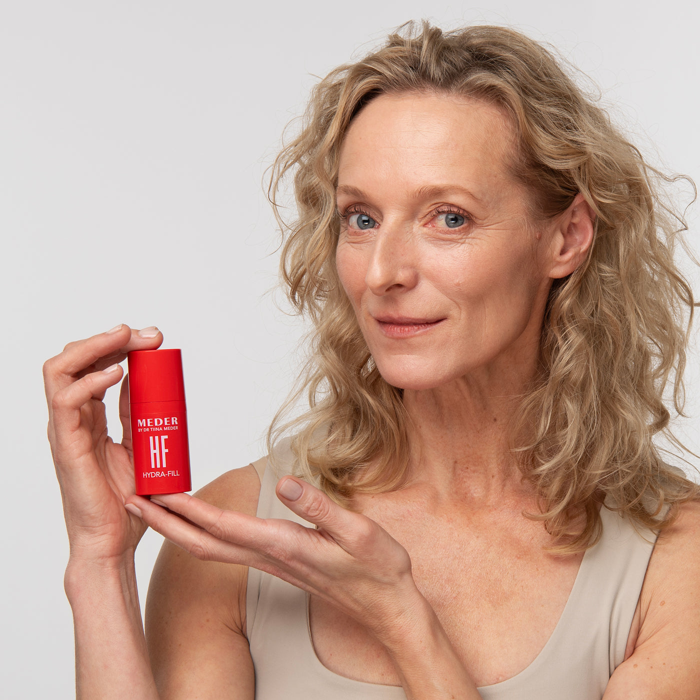 MEDER Hydra-Fill Concentrate prebiotic and probiotic hydration concentrate for dry and mature skin