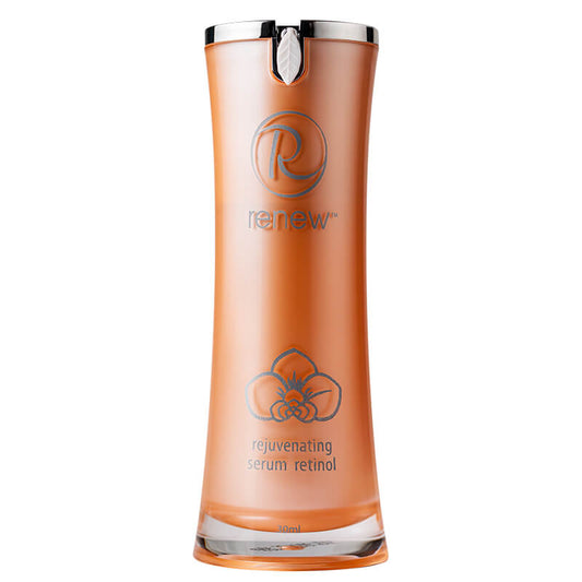 Close-up of Renew Rejuvenating Serum Retinol – concentrated retinol serum for youthful skin