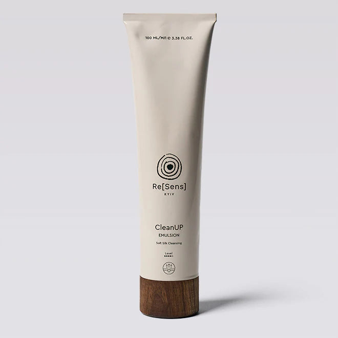 Re[Sens] (Resens) Reinigungs-Emulsion reinigt sanft, entfernt Make-up und schützt die Hautbarriere. Ideal für trockene und empfindliche Haut. Jetzt kaufen.