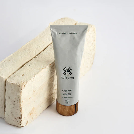 Gentle gommage exfoliator for sensitive skin packaging